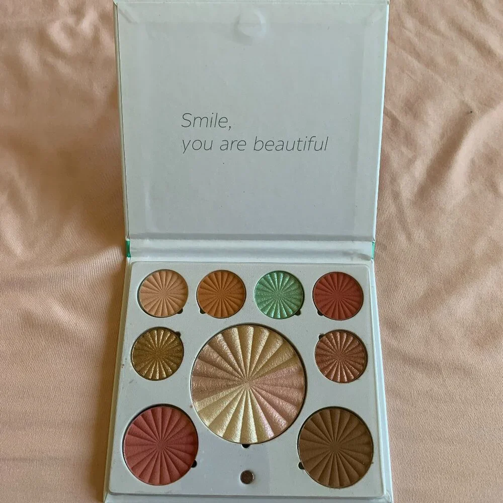New! Ofra Cosmetics Good To Go Mini Mix Face Palette
